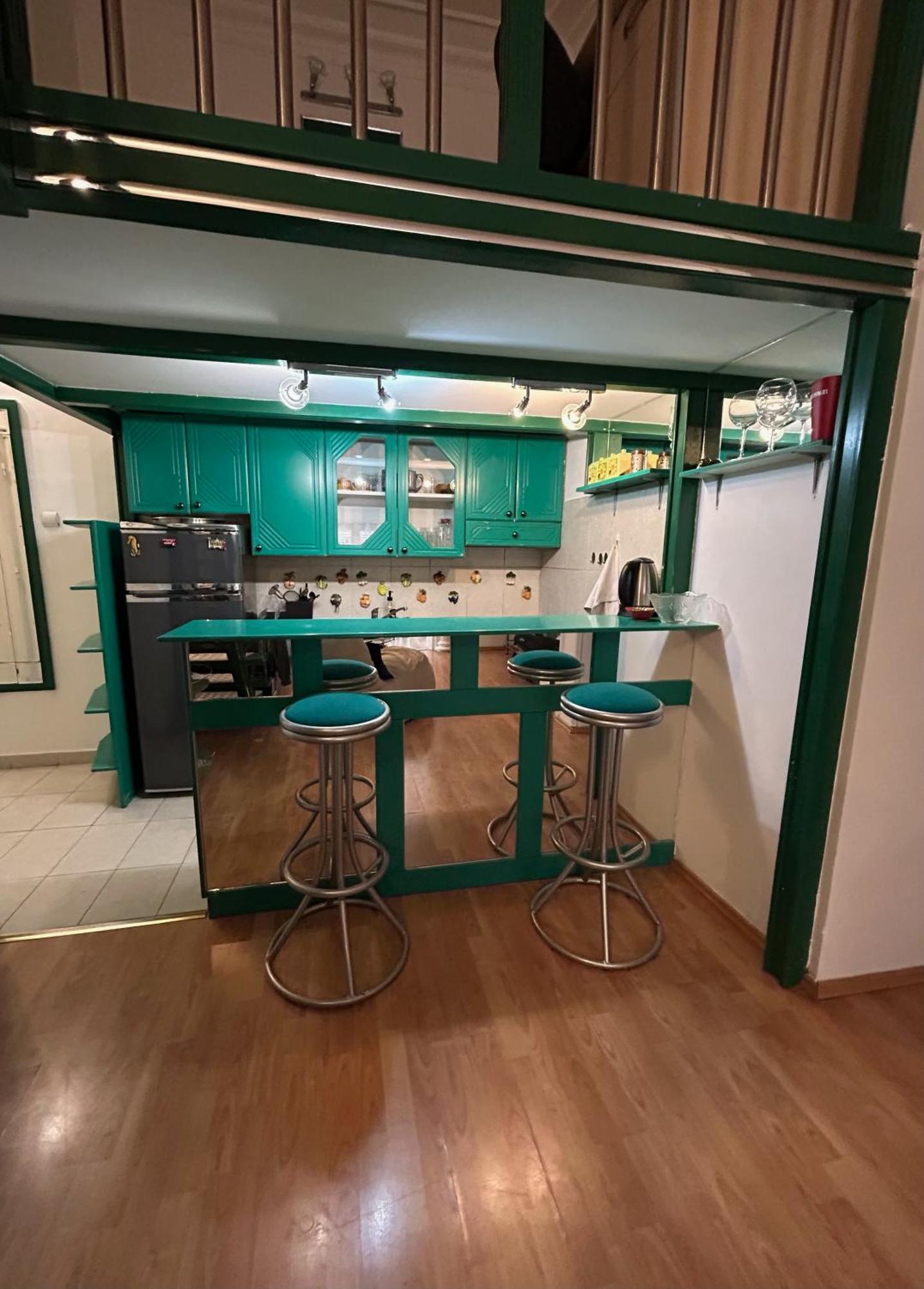 Green Apartment