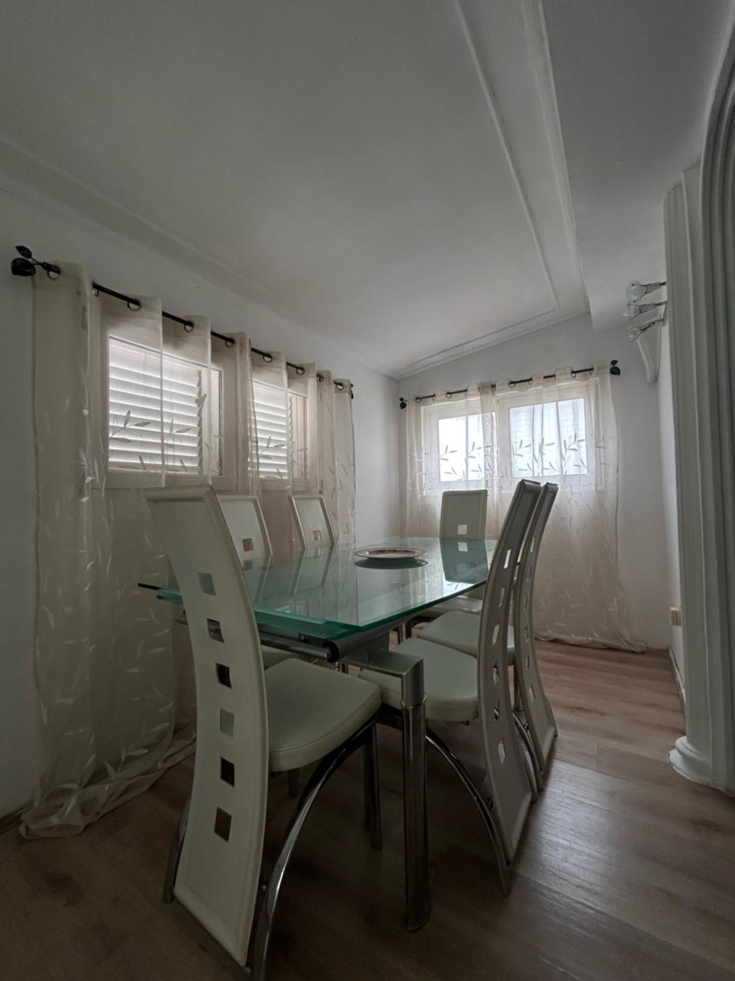 Green Apartment Apartment *